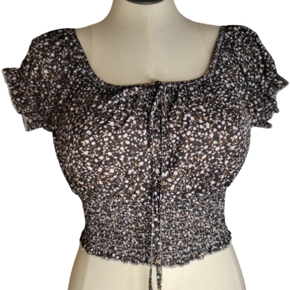 Ribbed boho short sleeve crop top Size Small